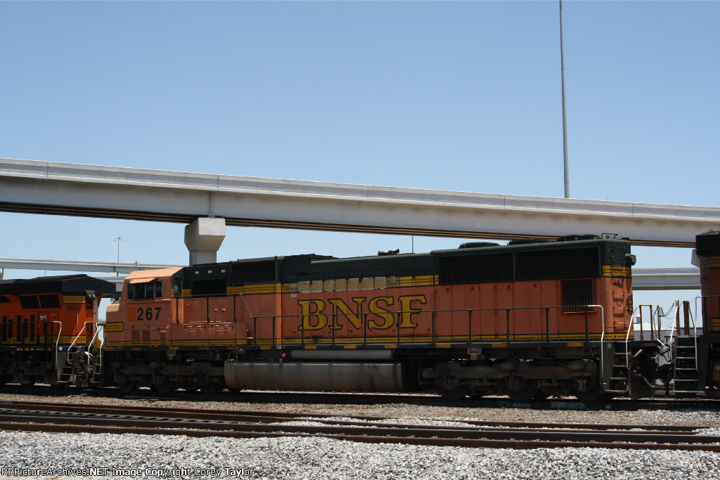 BNSF 267